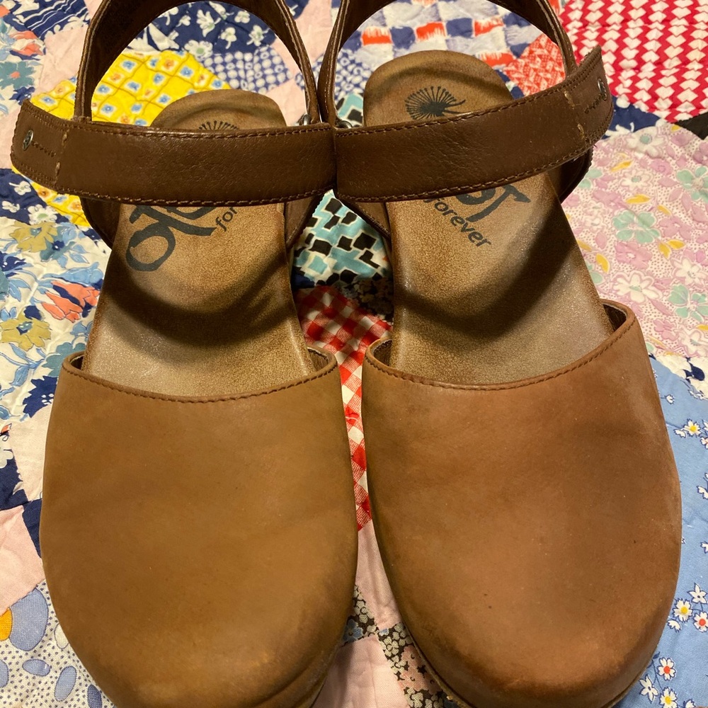 OTBT size 9. EUC